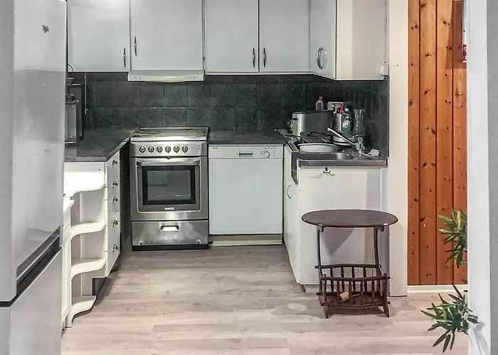 2 Bedroom Cozy In Arendal